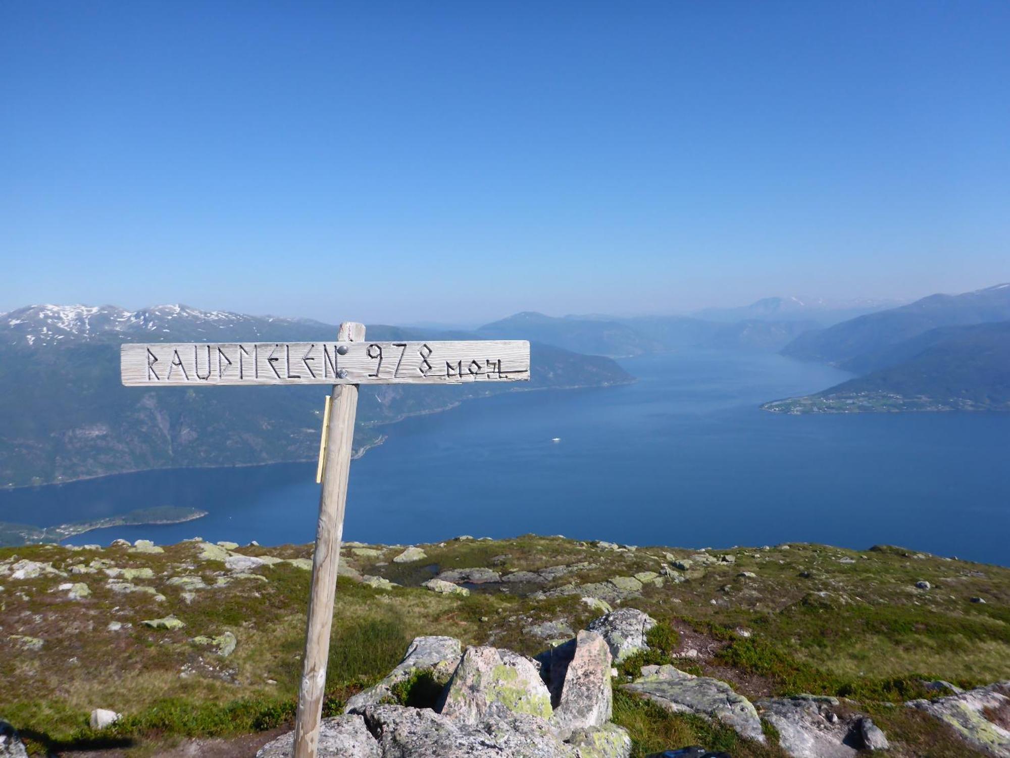 Balestrand Fjordapartments エクステリア 写真