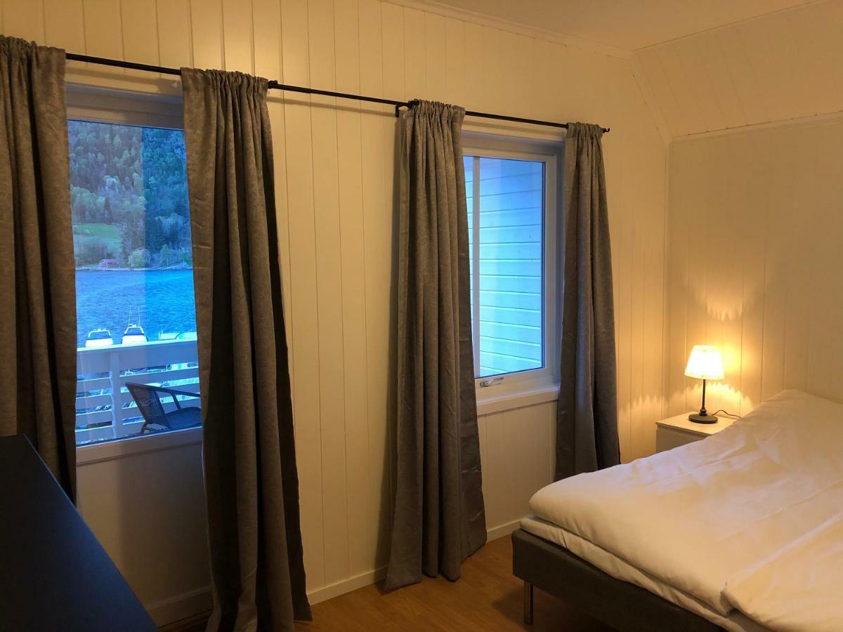 Balestrand Fjordapartments エクステリア 写真